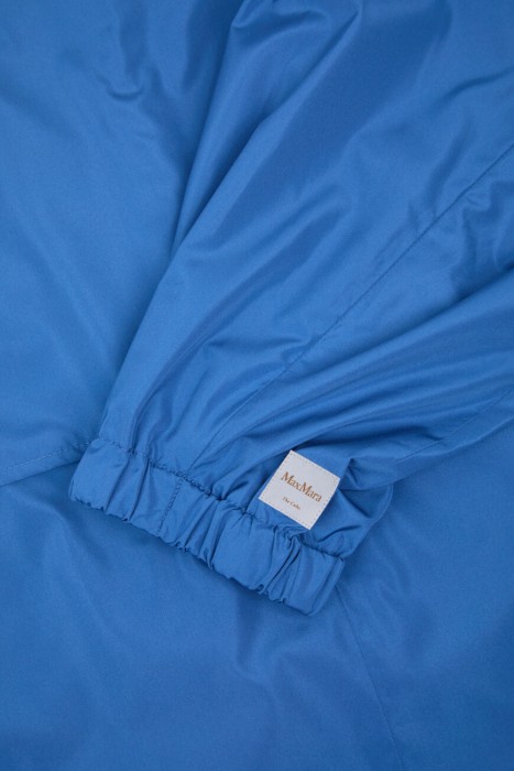 парка  вид сзади