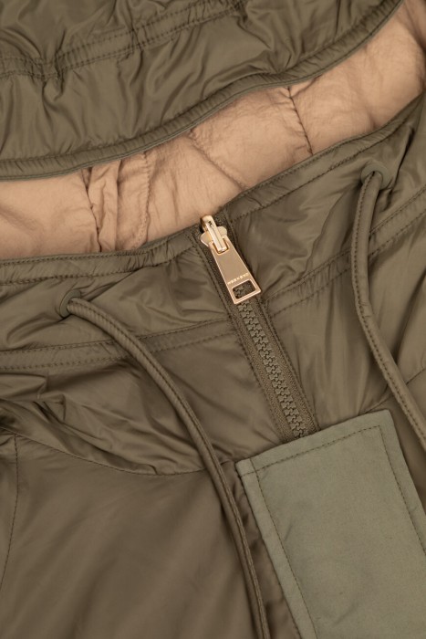 парка  вид сзади