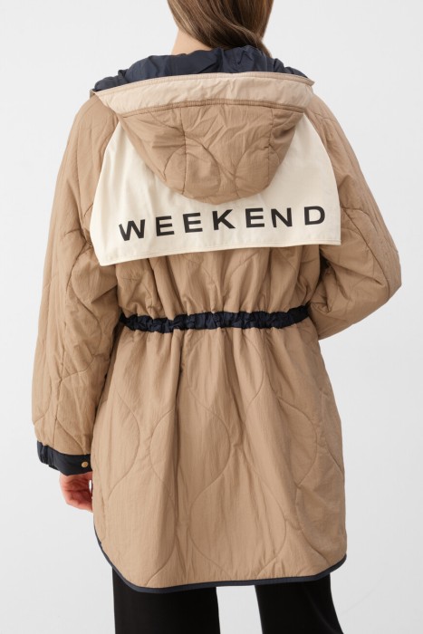 парка  универсального стиля с лицевой стороны