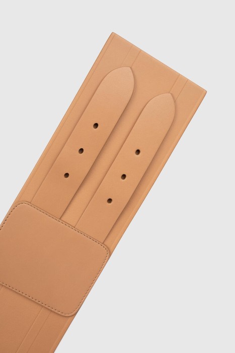 pемень  модель d-waist из льна спереди