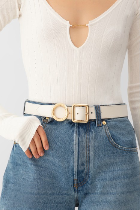 pемень  модель regalo от бренда jacquemus вид слева