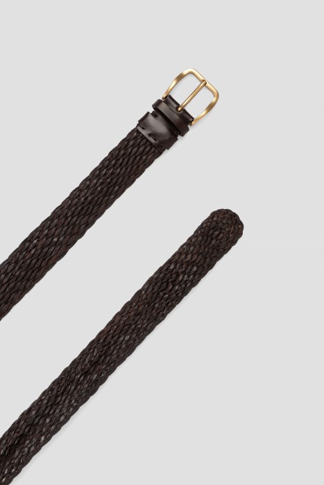 Товар коричневого цвета с внутренней стороны