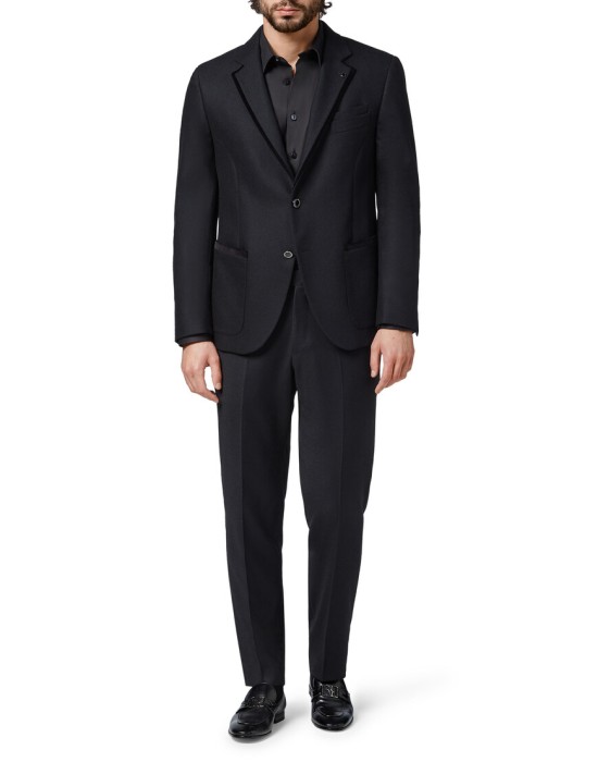 пиджак классический  из италии вид сбоку