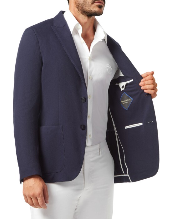 пиджак классический  из проверенных материалов спереди