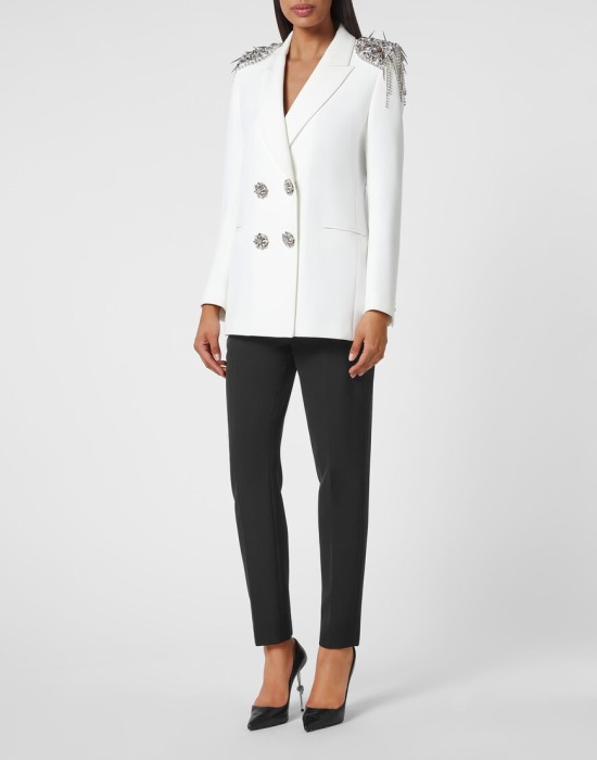 Товар белого цвета с внутренней стороны