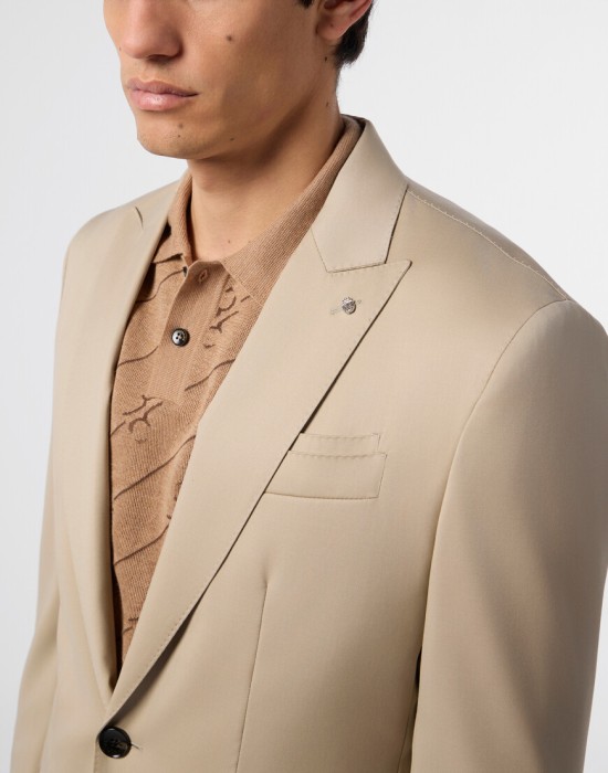 пиджак классический  из проверенных материалов спереди