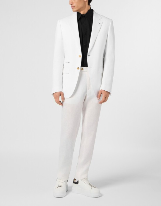 Товар белого цвета с внутренней стороны