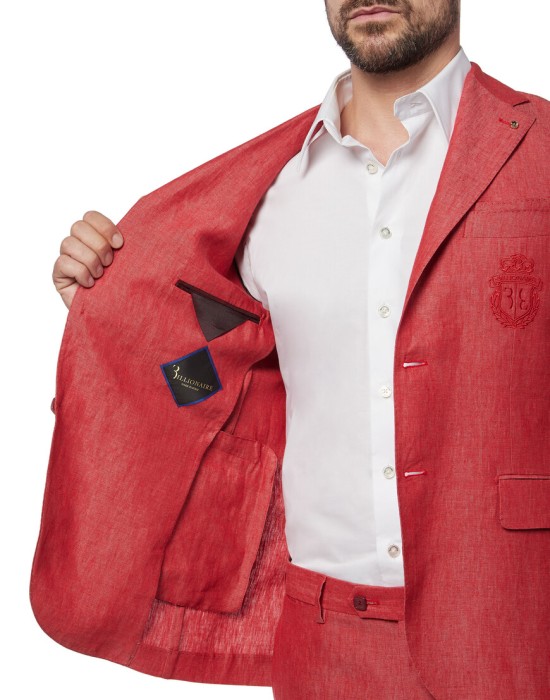 Товар красного цвета с внутренней стороны