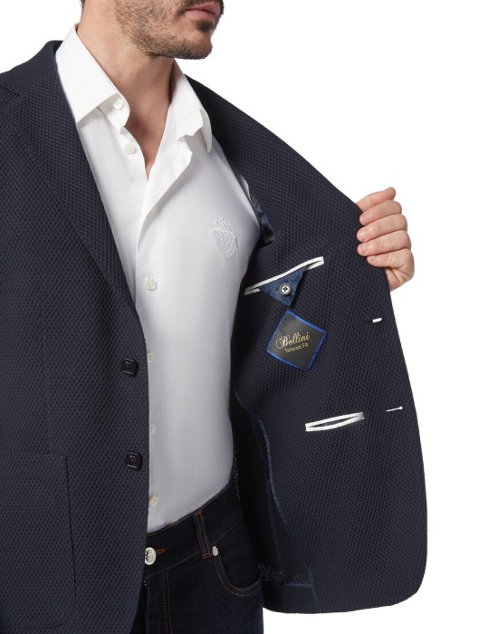 пиджак классический  из проверенных материалов спереди