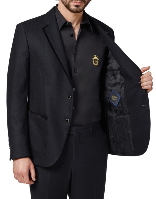 пиджак классический  из проверенных материалов спереди