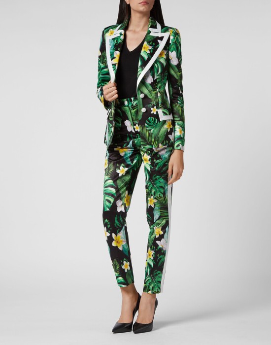 Товар зеленого цвета с внутренней стороны