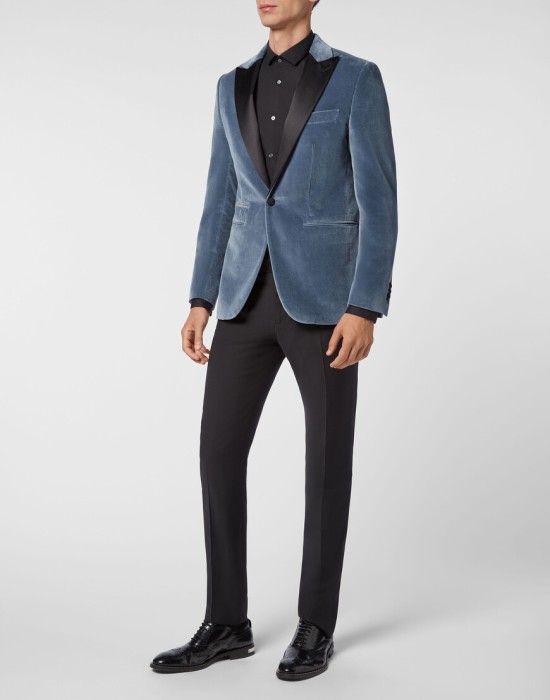 Товар голубого цвета с внутренней стороны