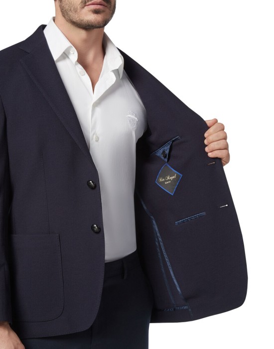 пиджак классический  из проверенных материалов спереди