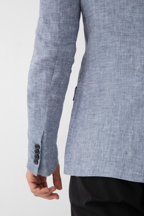 Товар синего цвета с внутренней стороны