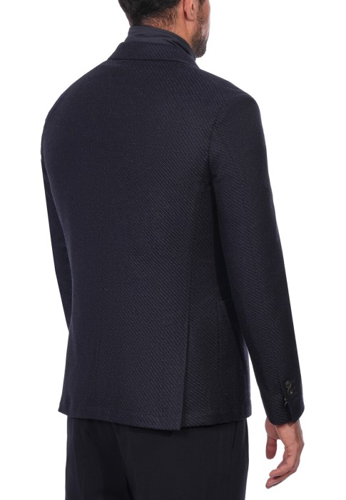 пиджак  из проверенных материалов спереди