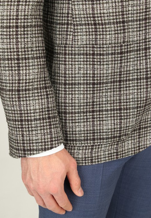 пиджак  из проверенных материалов спереди