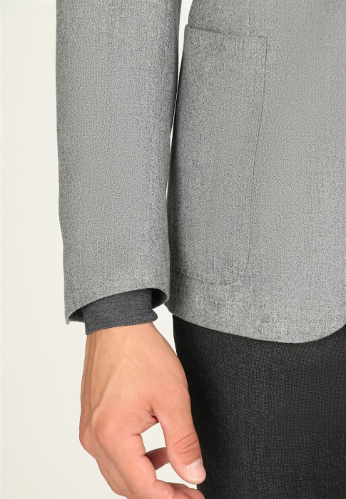 пиджак  из проверенных материалов спереди