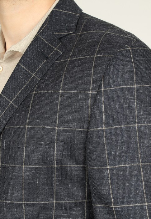 Товар синего цвета с внутренней стороны