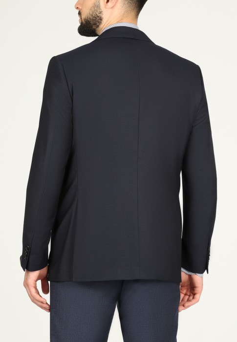 пиджак  из италии вид сбоку