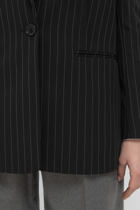 Товар разноцветного цвета с внутренней стороны