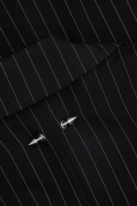 пиджак  для взрослого возраста с изнаночной стороны