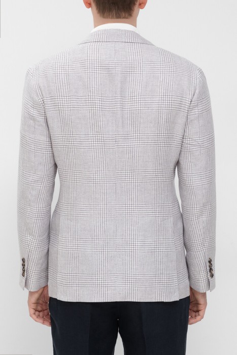 пиджак  по цене 267600 руб вид справа