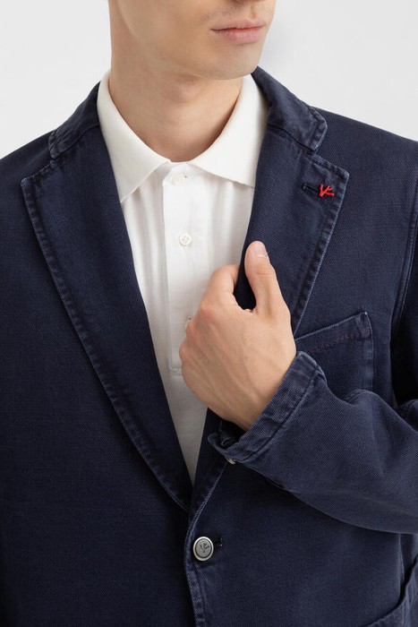 пиджак  из италии вид сбоку