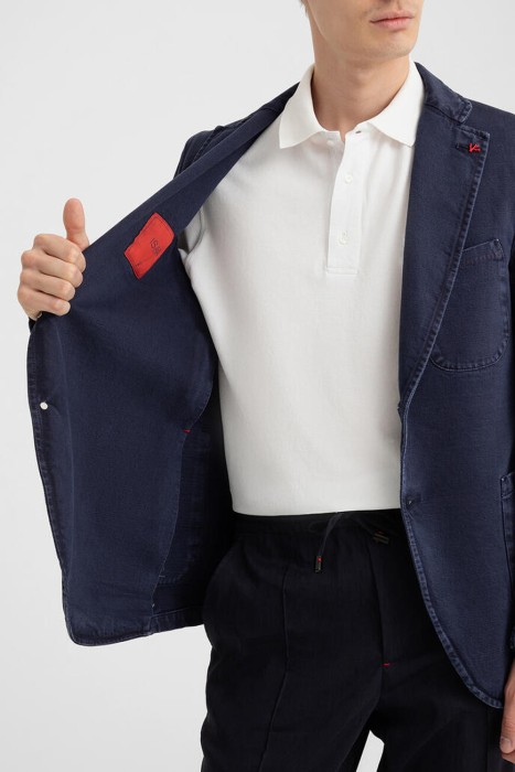 Товар синего цвета с внутренней стороны