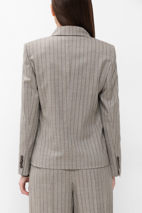 пиджак  от бренда brunello cucinelli вид слева