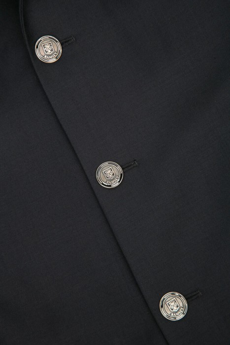 Товар черного цвета с внутренней стороны