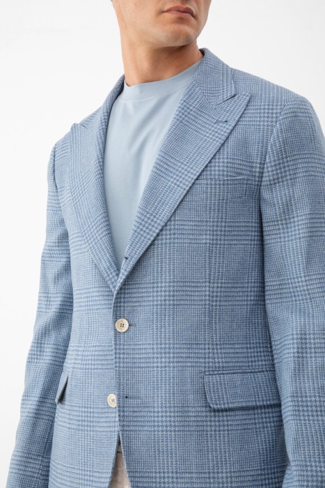 пиджак   из италии вид сбоку