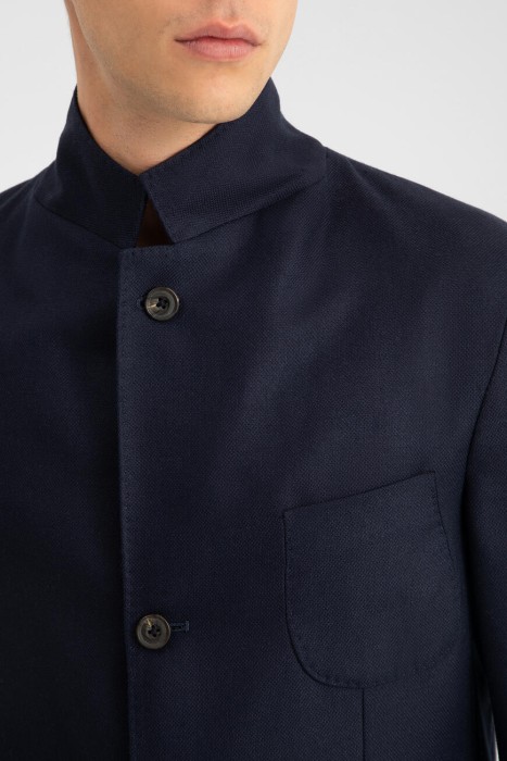 пиджак  из италии вид сбоку