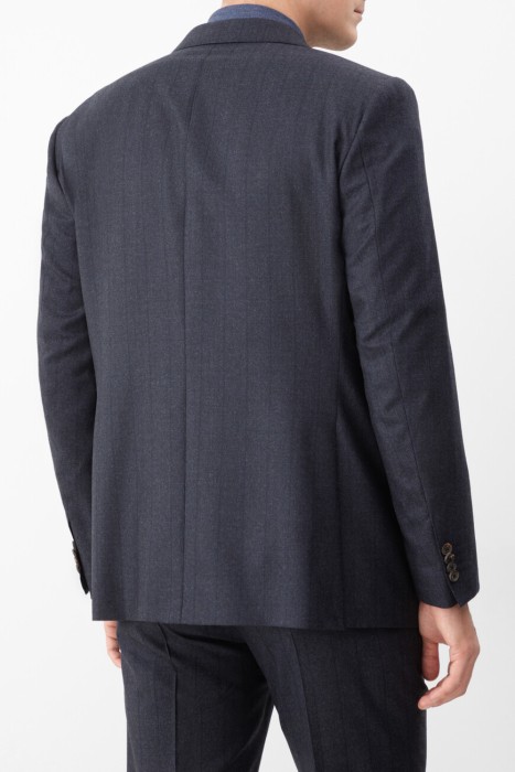 пиджак  по цене 58800 руб вид справа