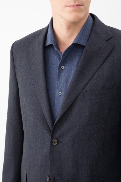 пиджак  из италии вид сбоку