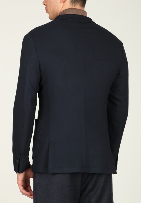 пиджак  из италии вид сбоку