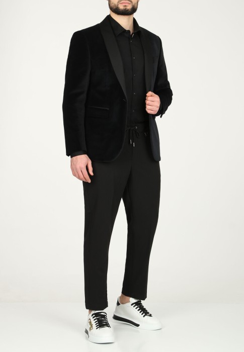 пиджак  по цене 75900 руб вид справа