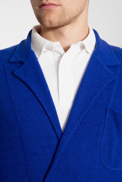 пиджак  из италии вид сбоку