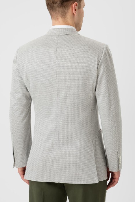 пиджак  по цене 127800 руб вид справа