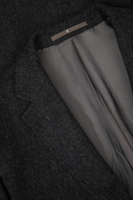 Товар черного цвета с внутренней стороны