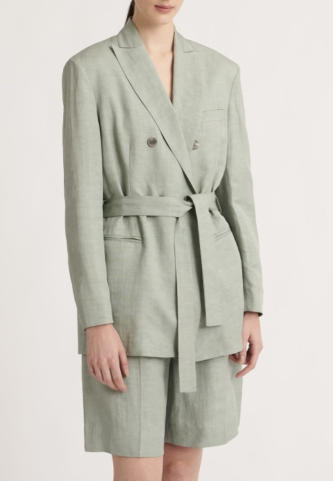 пиджак  из италии вид сбоку