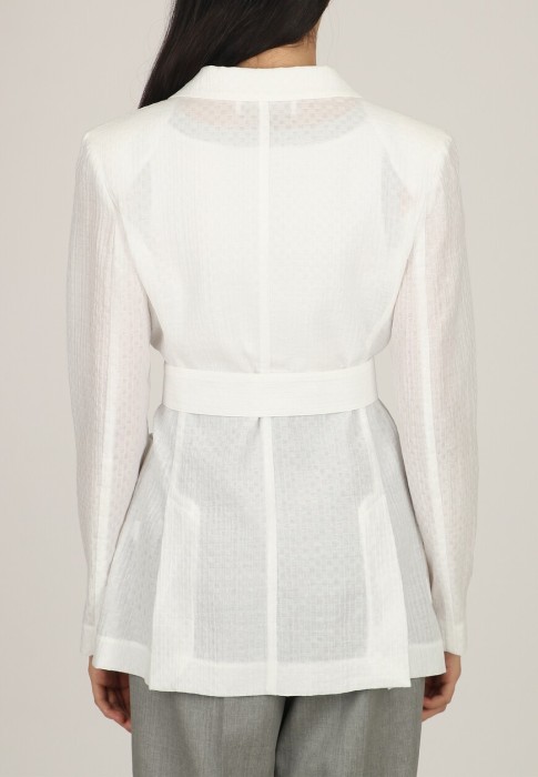 Товар белого цвета с внутренней стороны