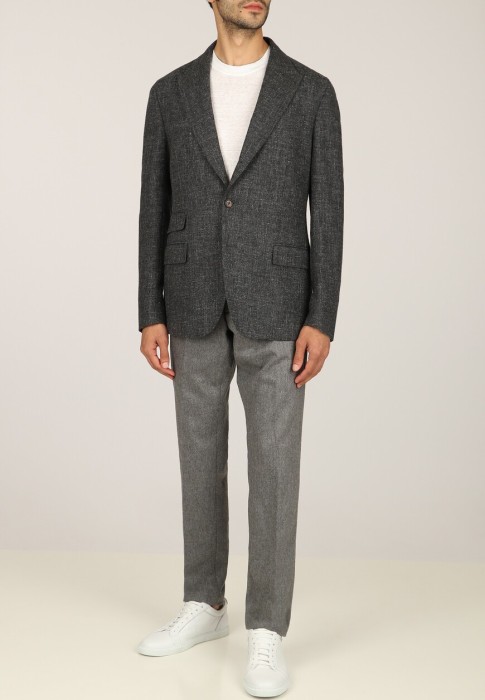 пиджак  по цене 83930 руб вид справа