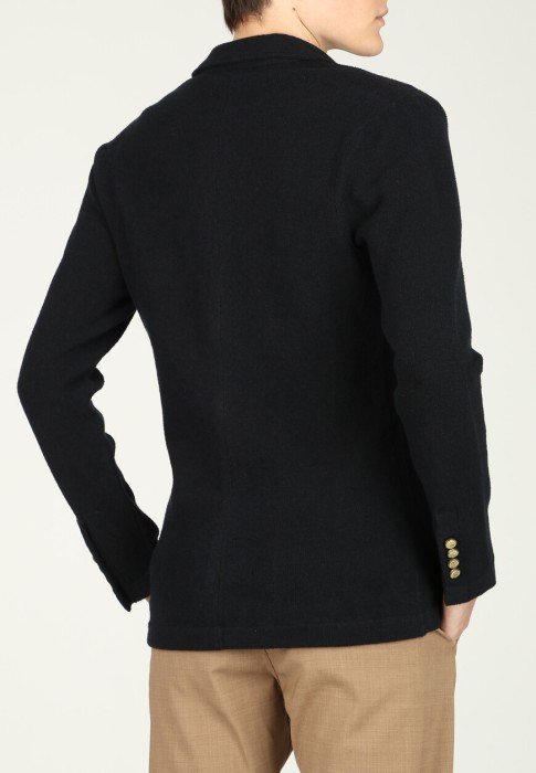 пиджак  из италии вид сбоку