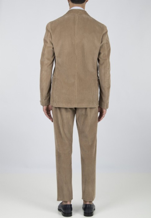 пиджак  по цене 79730 руб вид справа