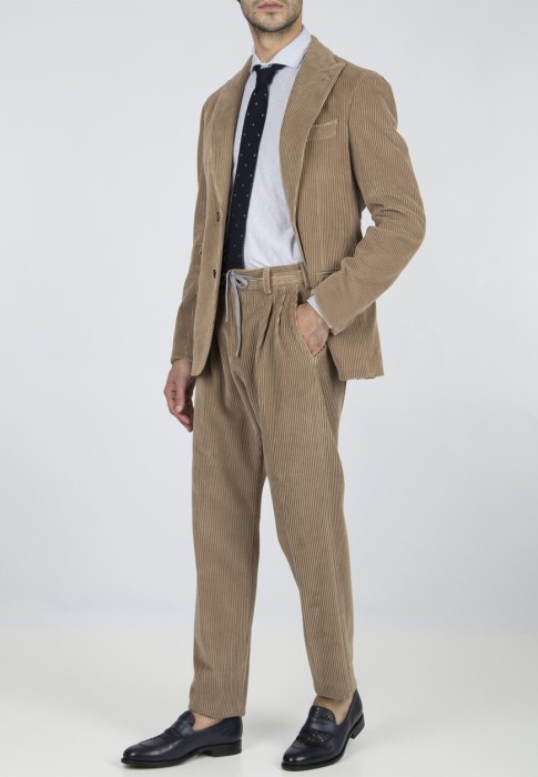 пиджак  из италии вид сбоку