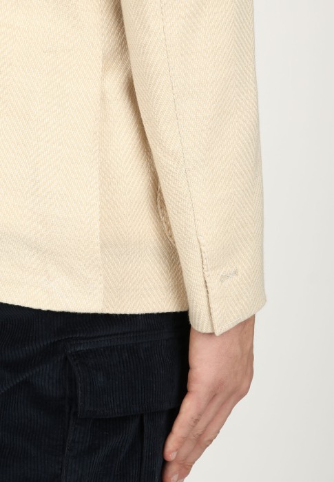 пиджак  из проверенных материалов спереди