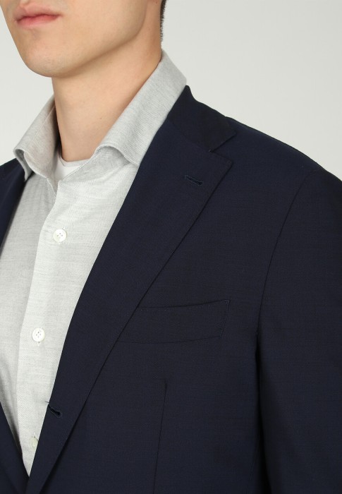 Товар голубого цвета с внутренней стороны