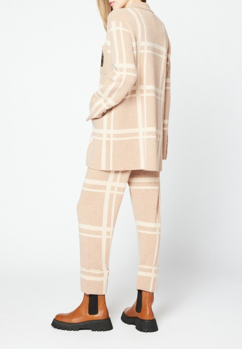 пиджак  из италии вид сбоку