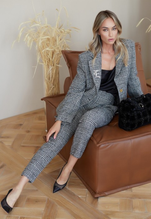 пиджак  из проверенных материалов спереди