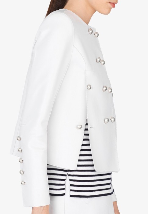 Продукция для женщин фото